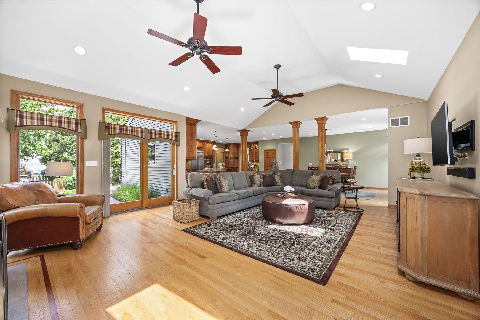 4542 Hatch Lane