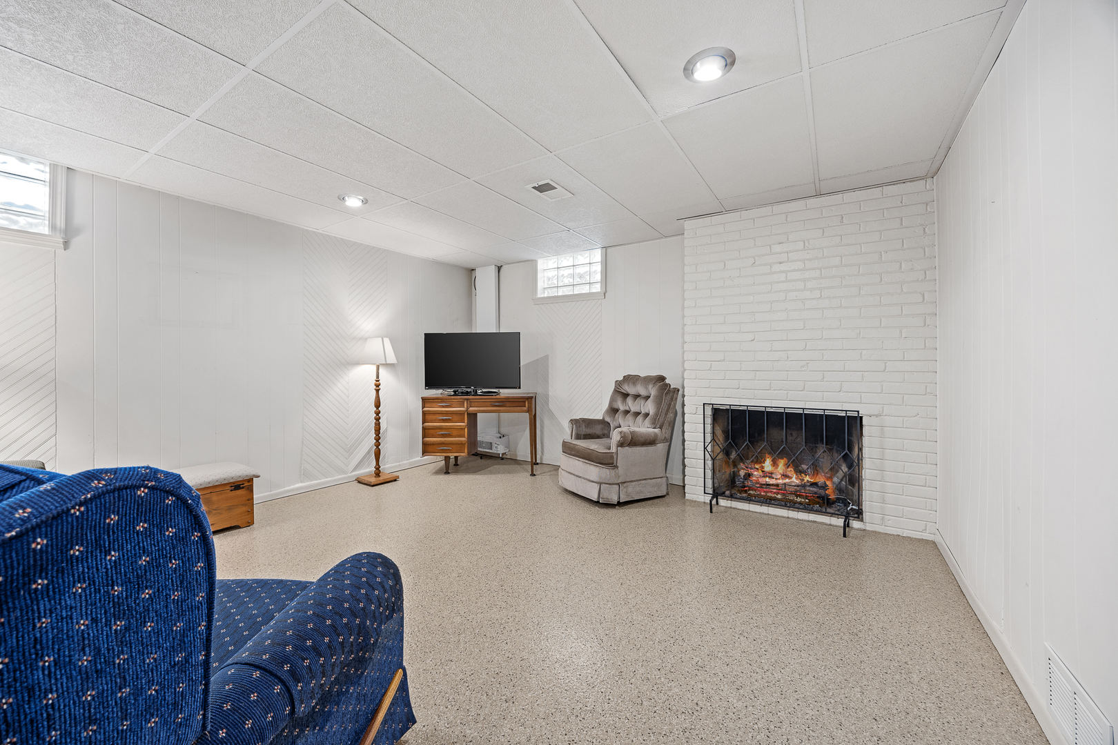 2474 College Road