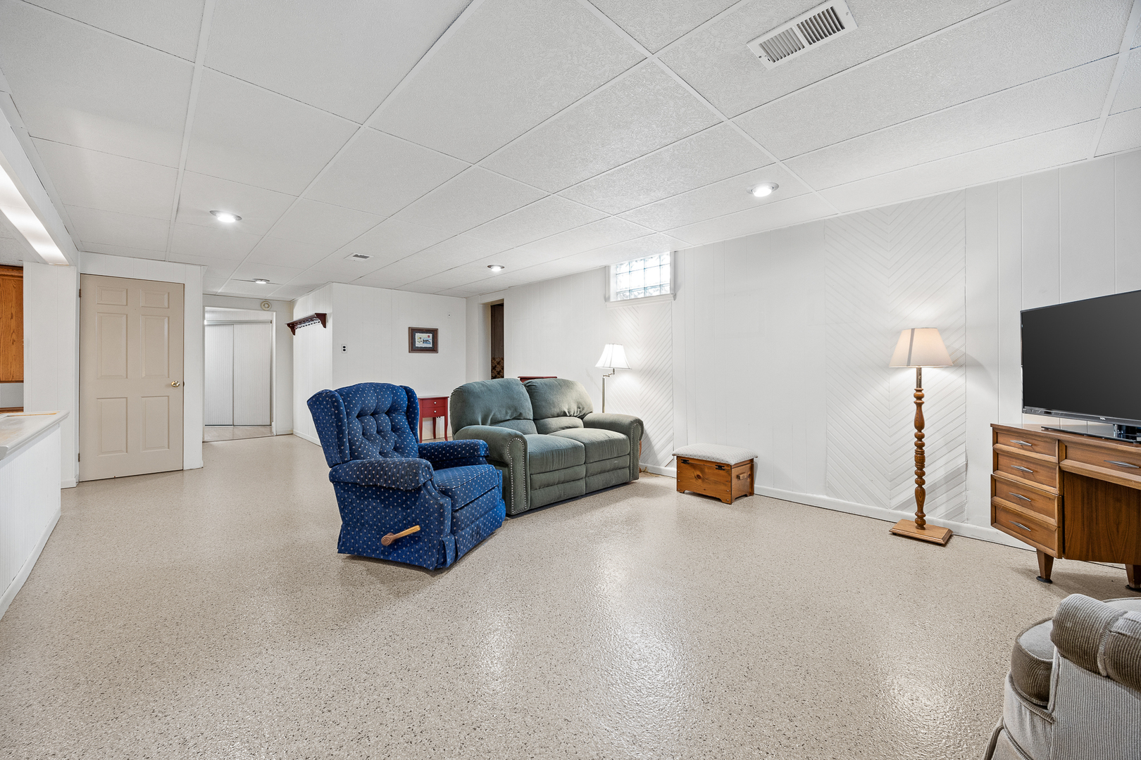 2474 College Road