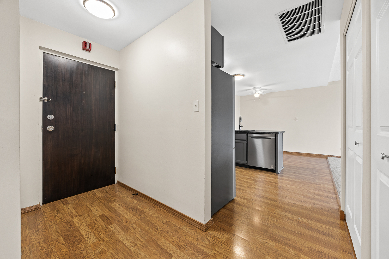 5400 Walnut Avenue Unit: 410