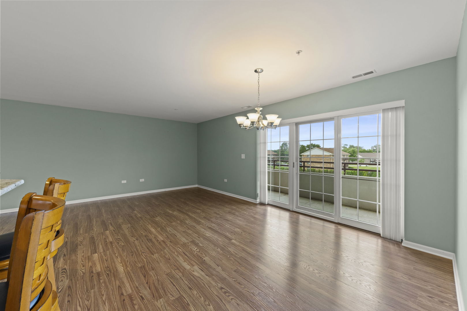 710 W 63rd Street Unit: 203