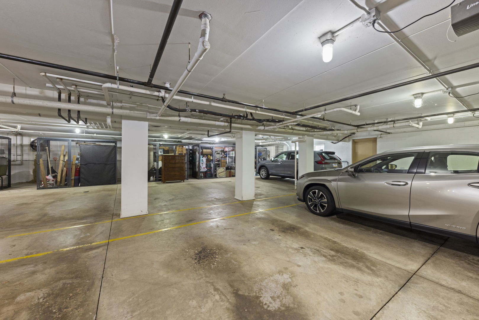 710 W 63rd Street Unit: 203