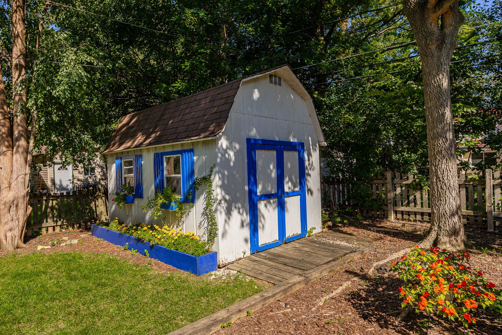 165 Forest Avenue