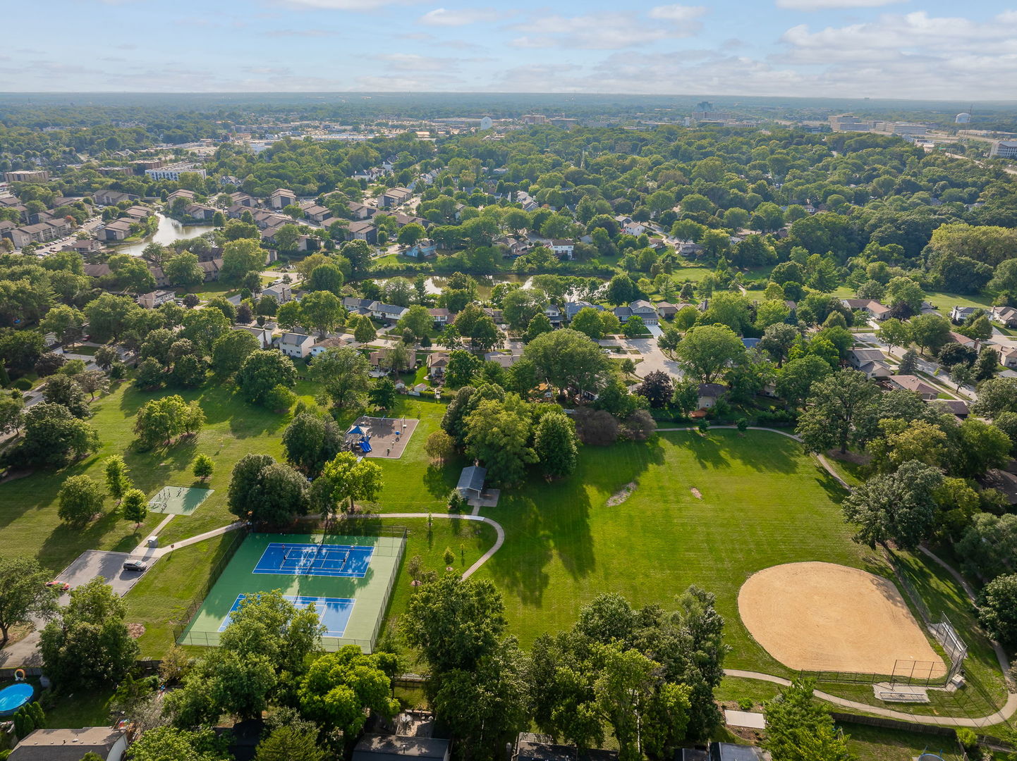 4431 Waubansie Lane