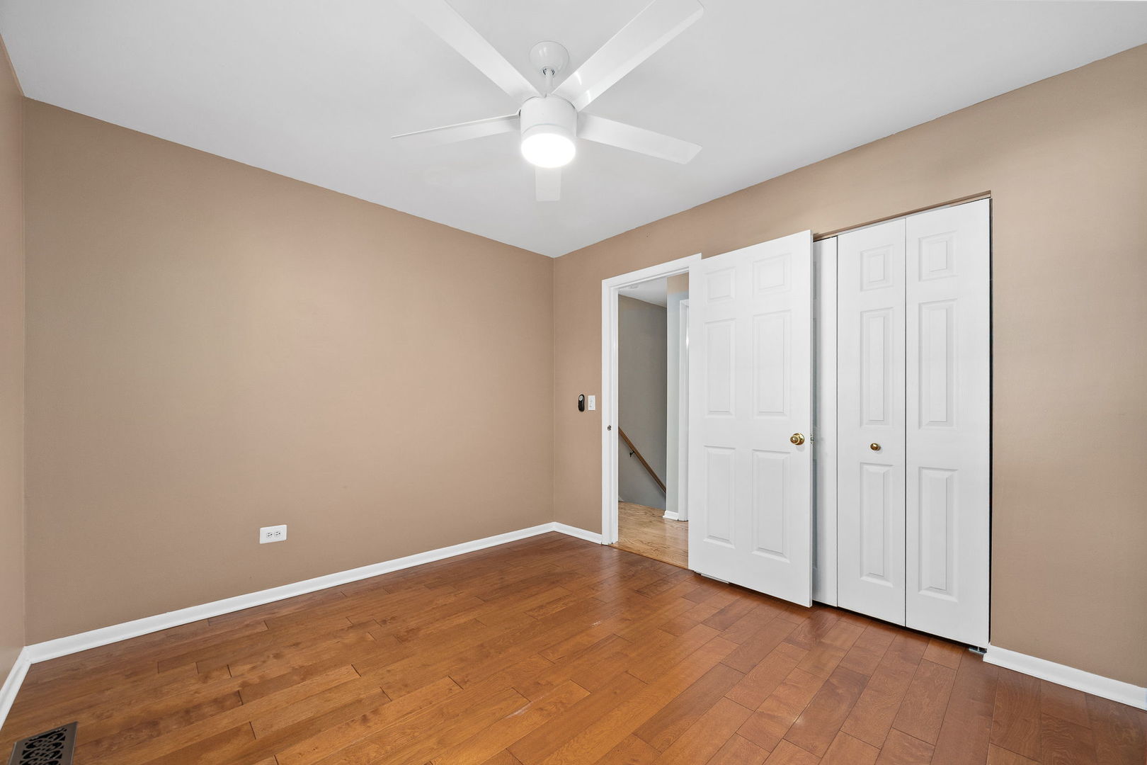 4431 Waubansie Lane