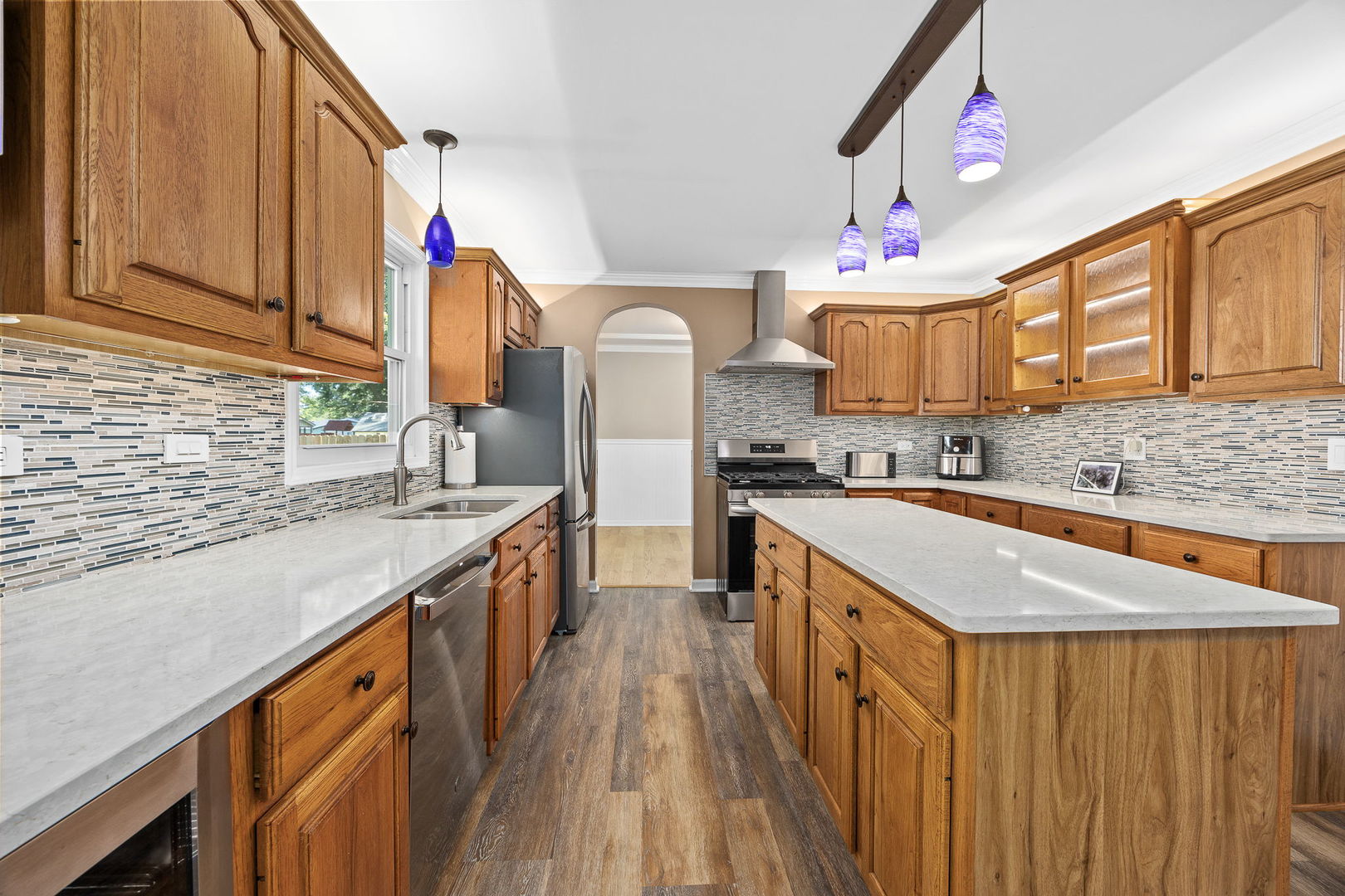 4431 Waubansie Lane