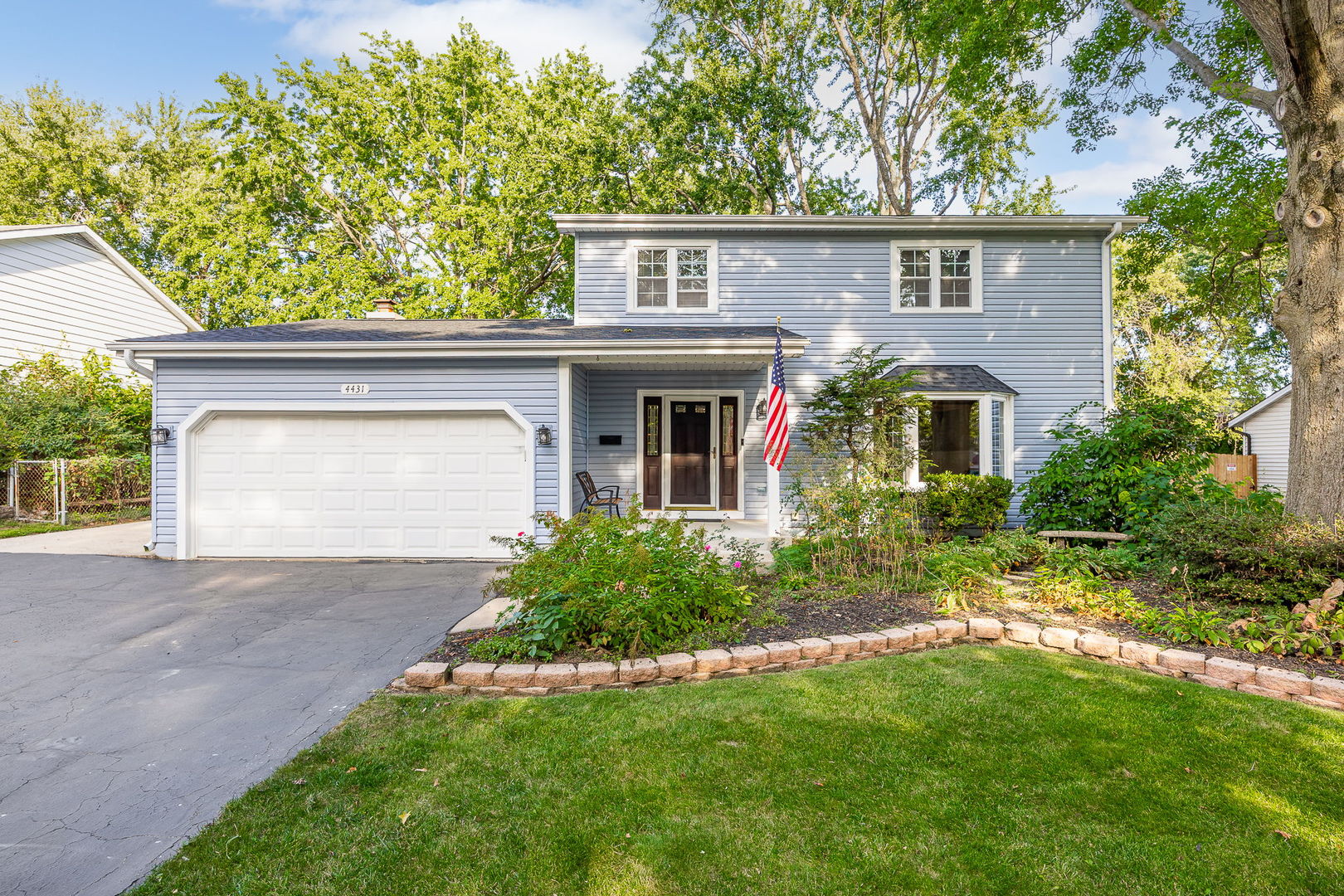 4431 Waubansie Lane