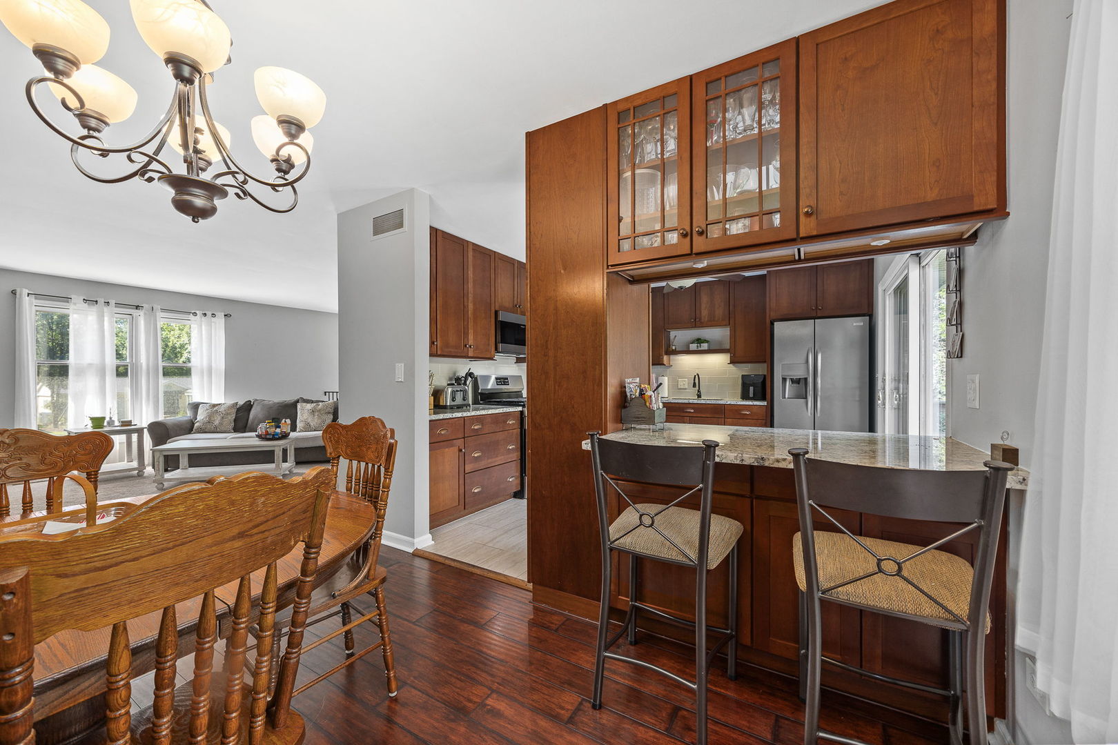 808 South Road