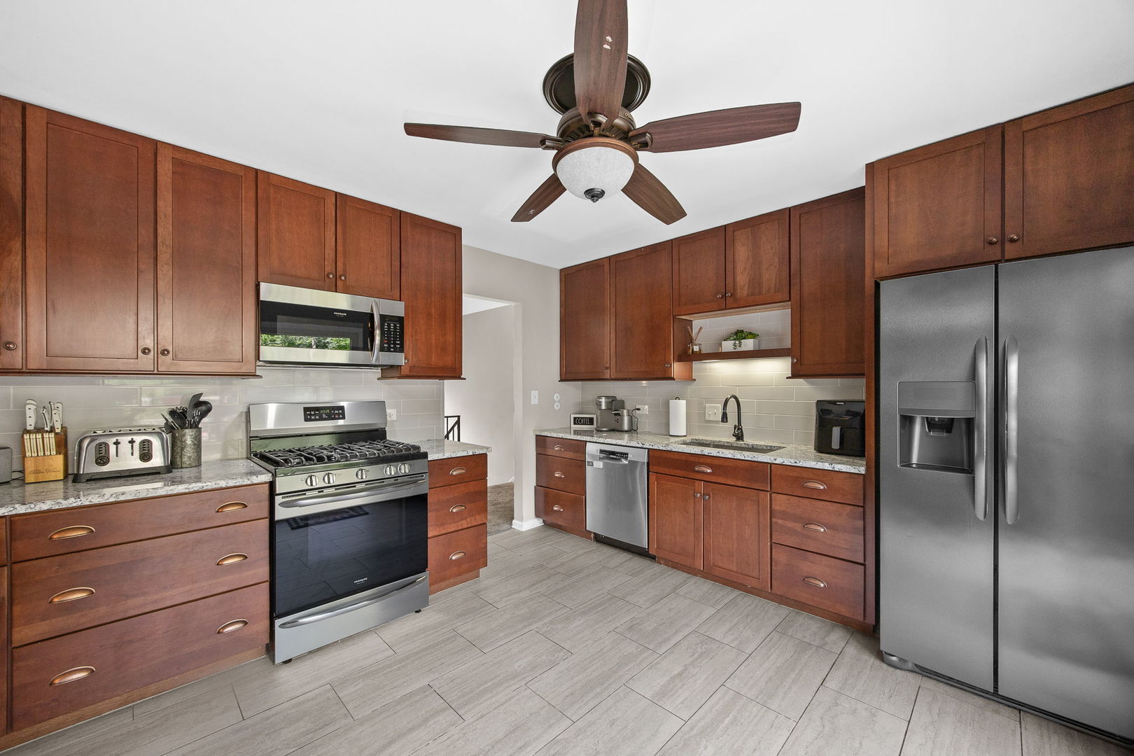 808 South Road