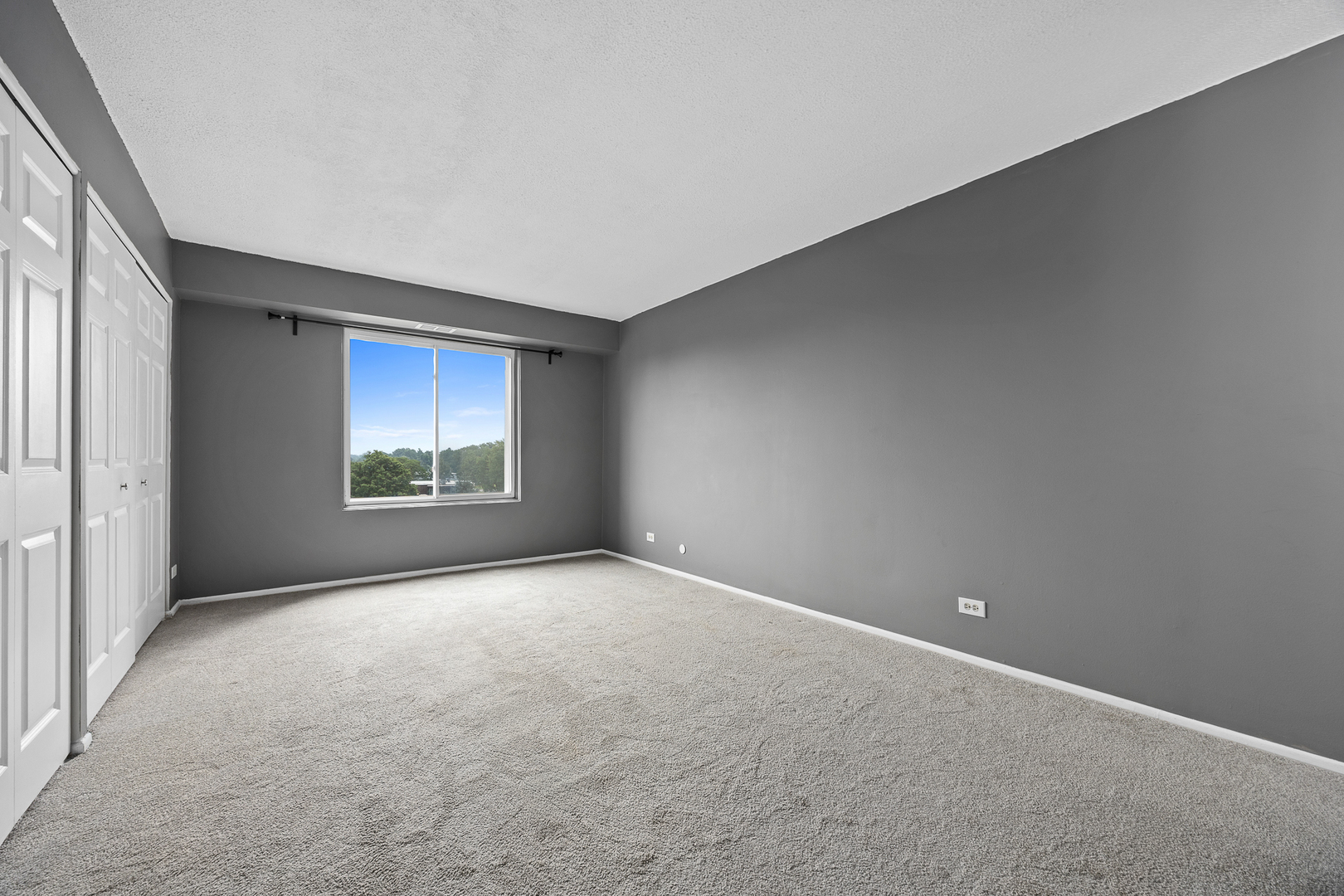 5400 Walnut Avenue Unit: 410