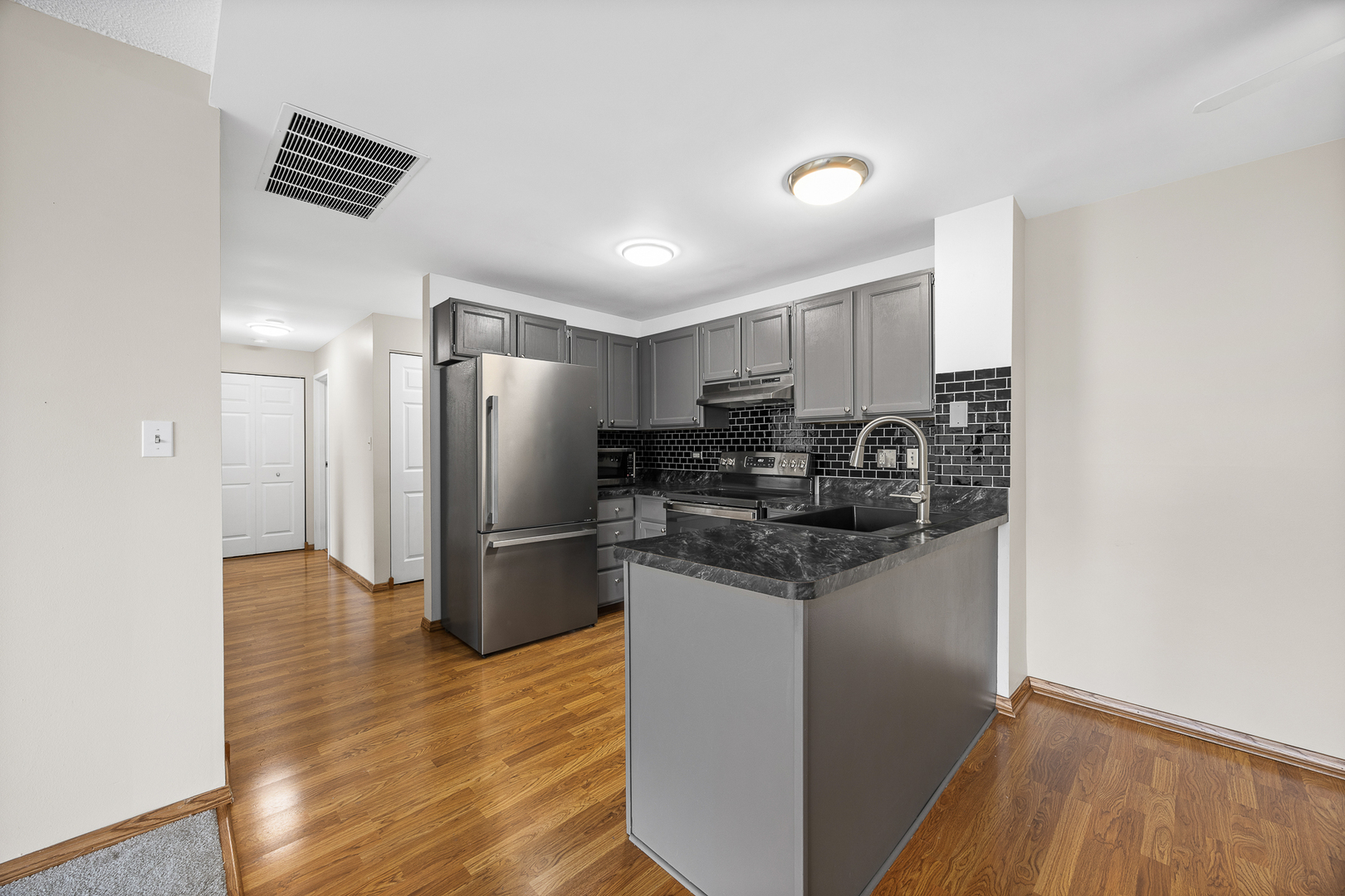 5400 Walnut Avenue Unit: 410