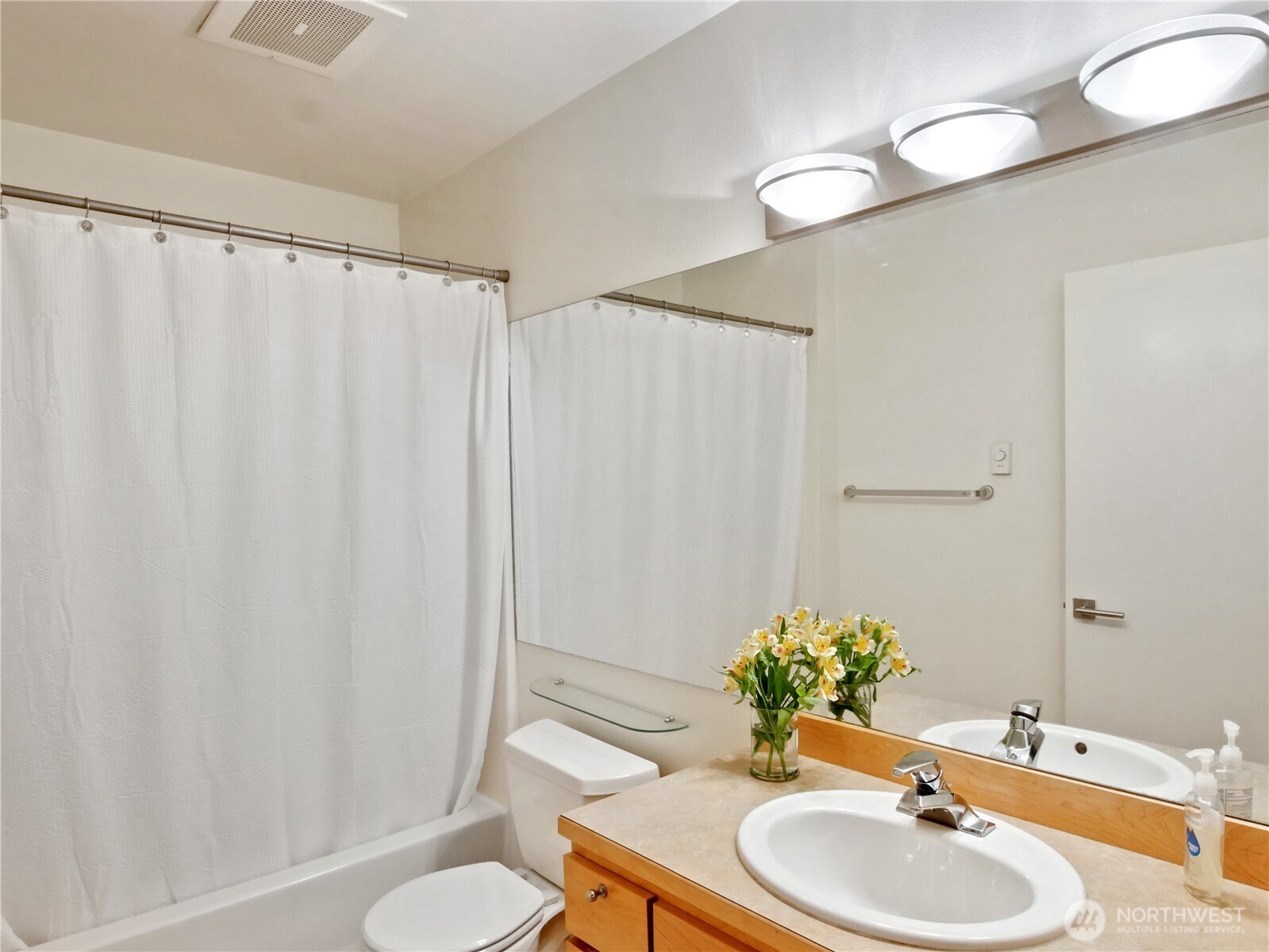 654 5th Avenue S Unit: 404