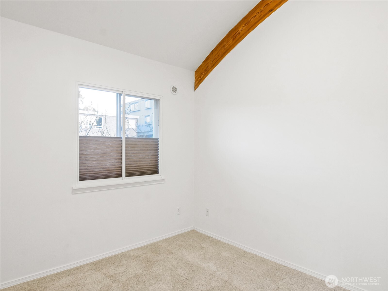 654 5th Avenue S Unit: 404