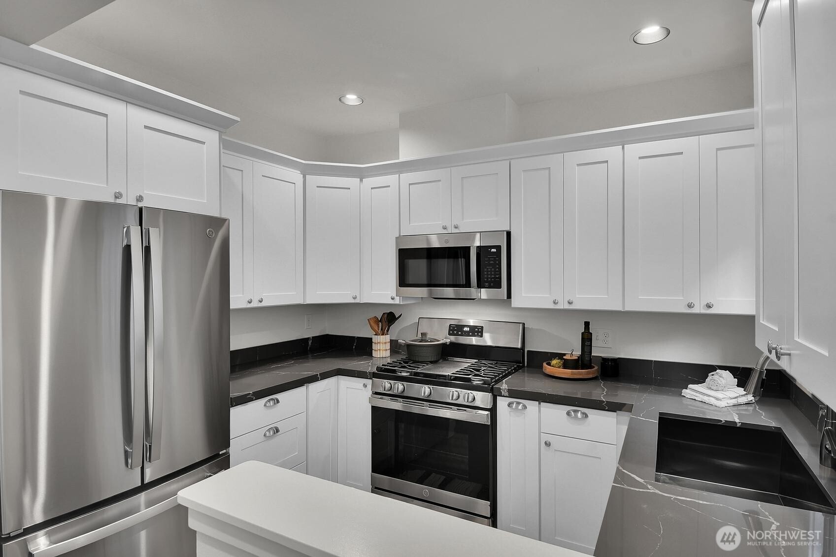 1800 10th Avenue W Unit: 1800