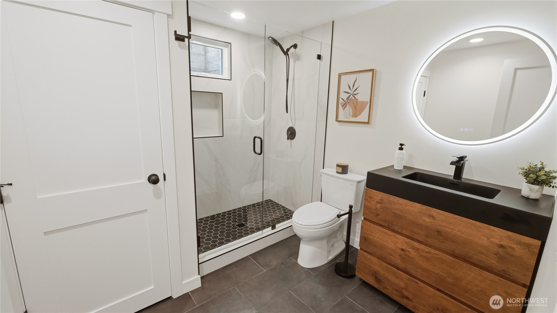 812 Main Street