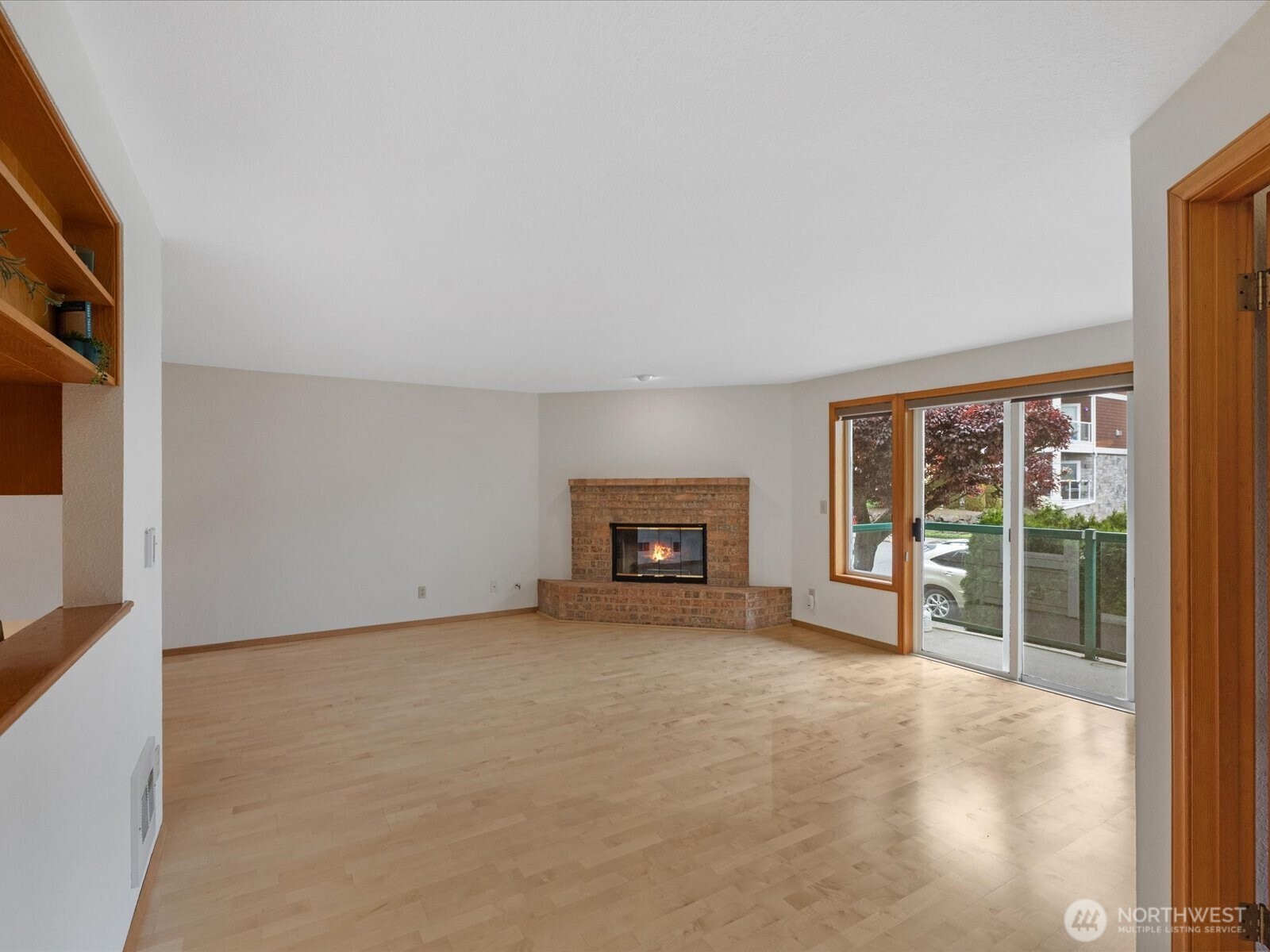 603 7th Avenue N Unit: A204