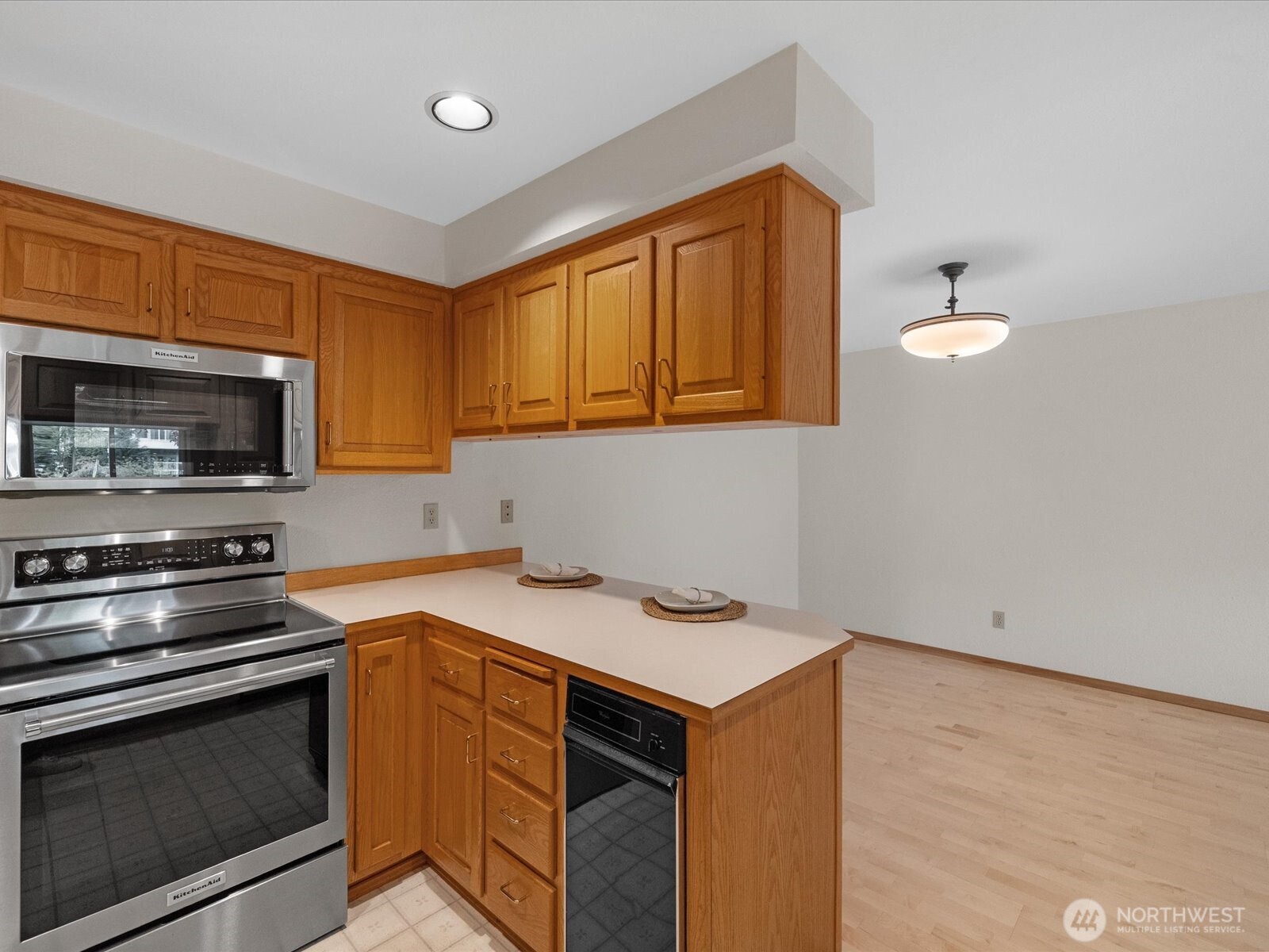 603 7th Avenue N Unit: A204