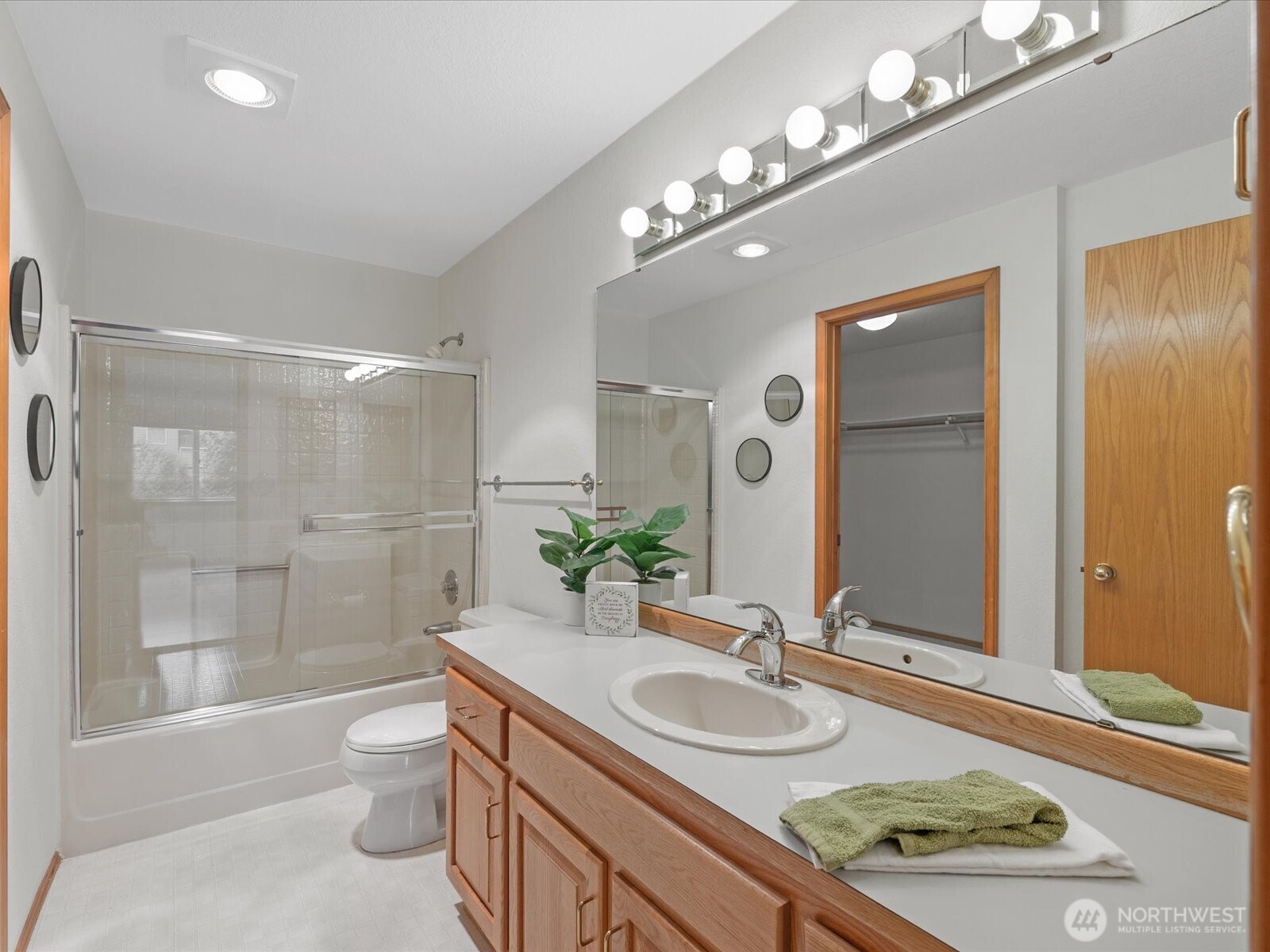 603 7th Avenue N Unit: A204