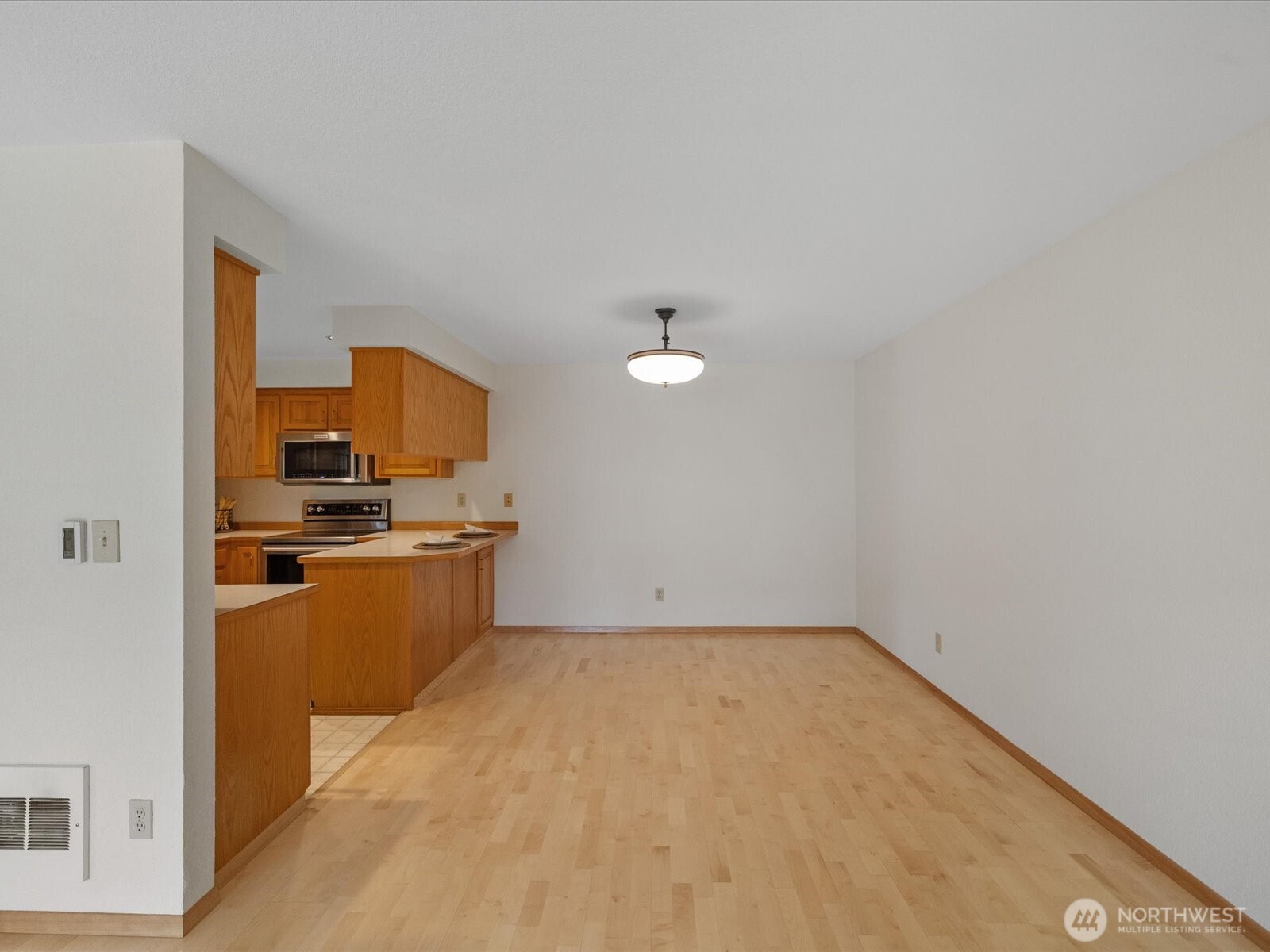 603 7th Avenue N Unit: A204