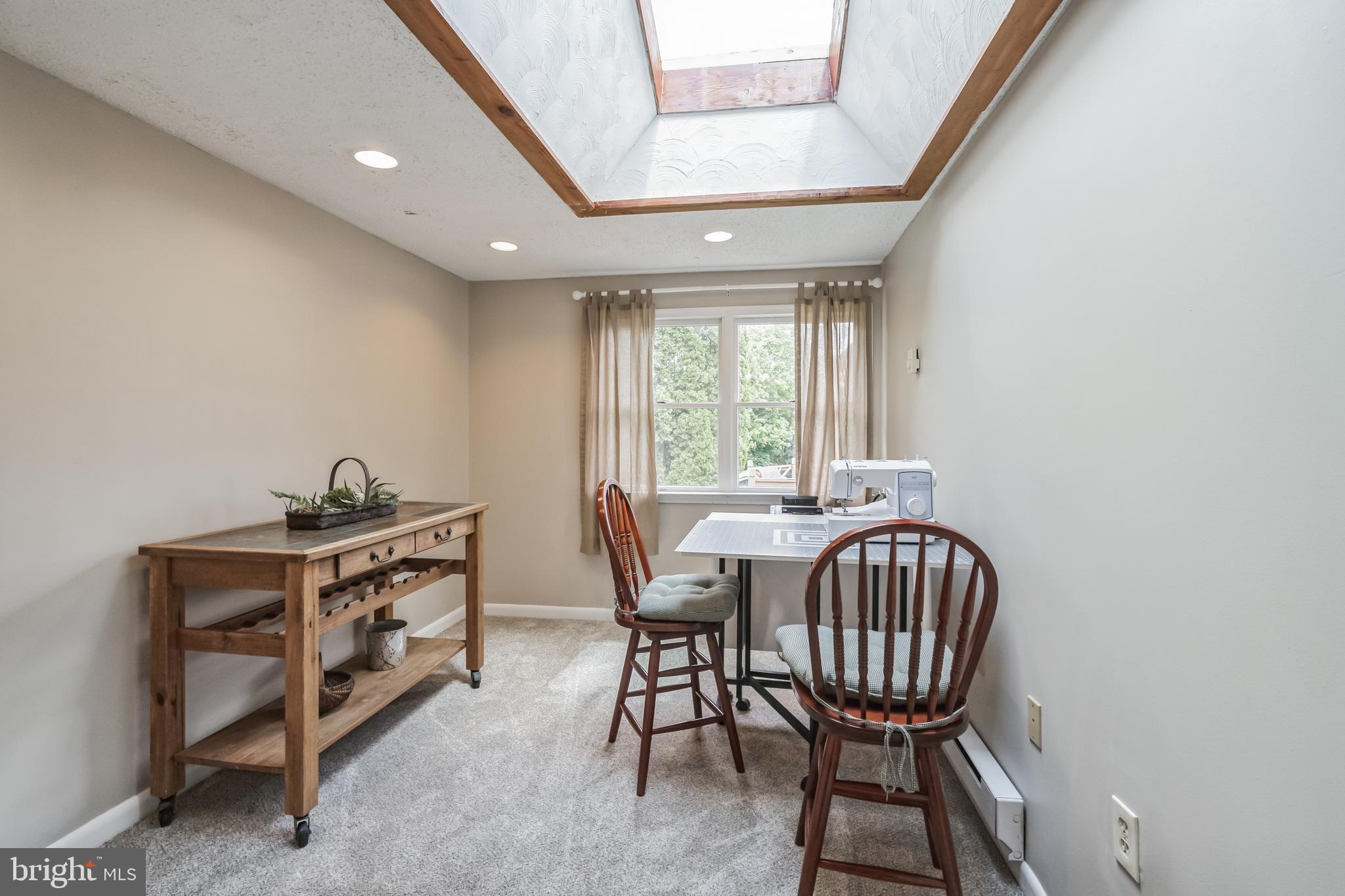 371 Drew Ct