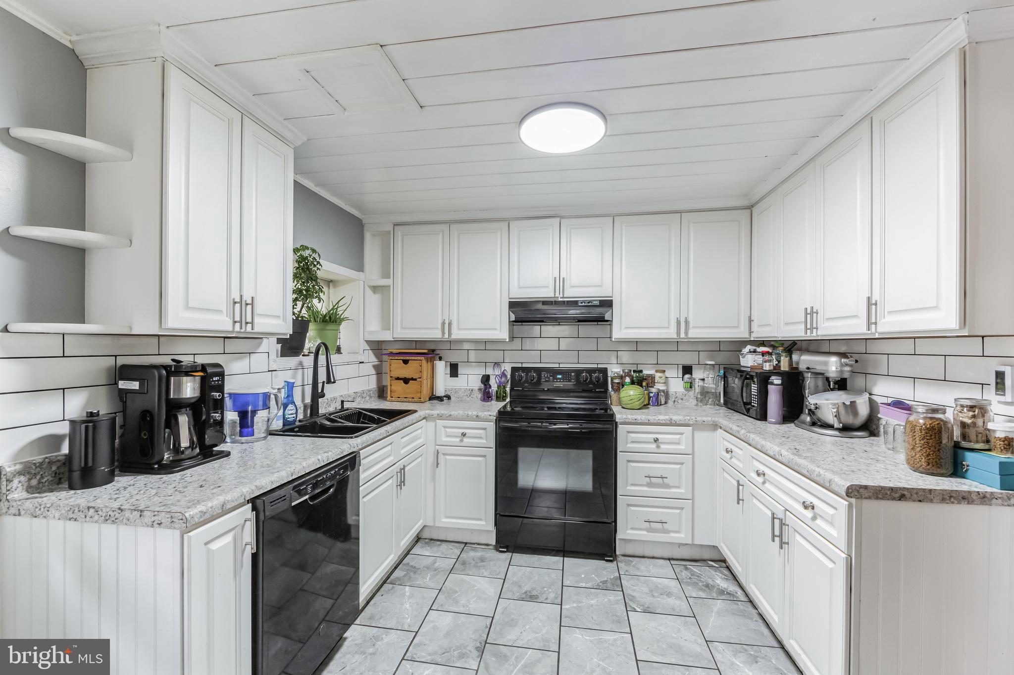 410 Firehouse Ln