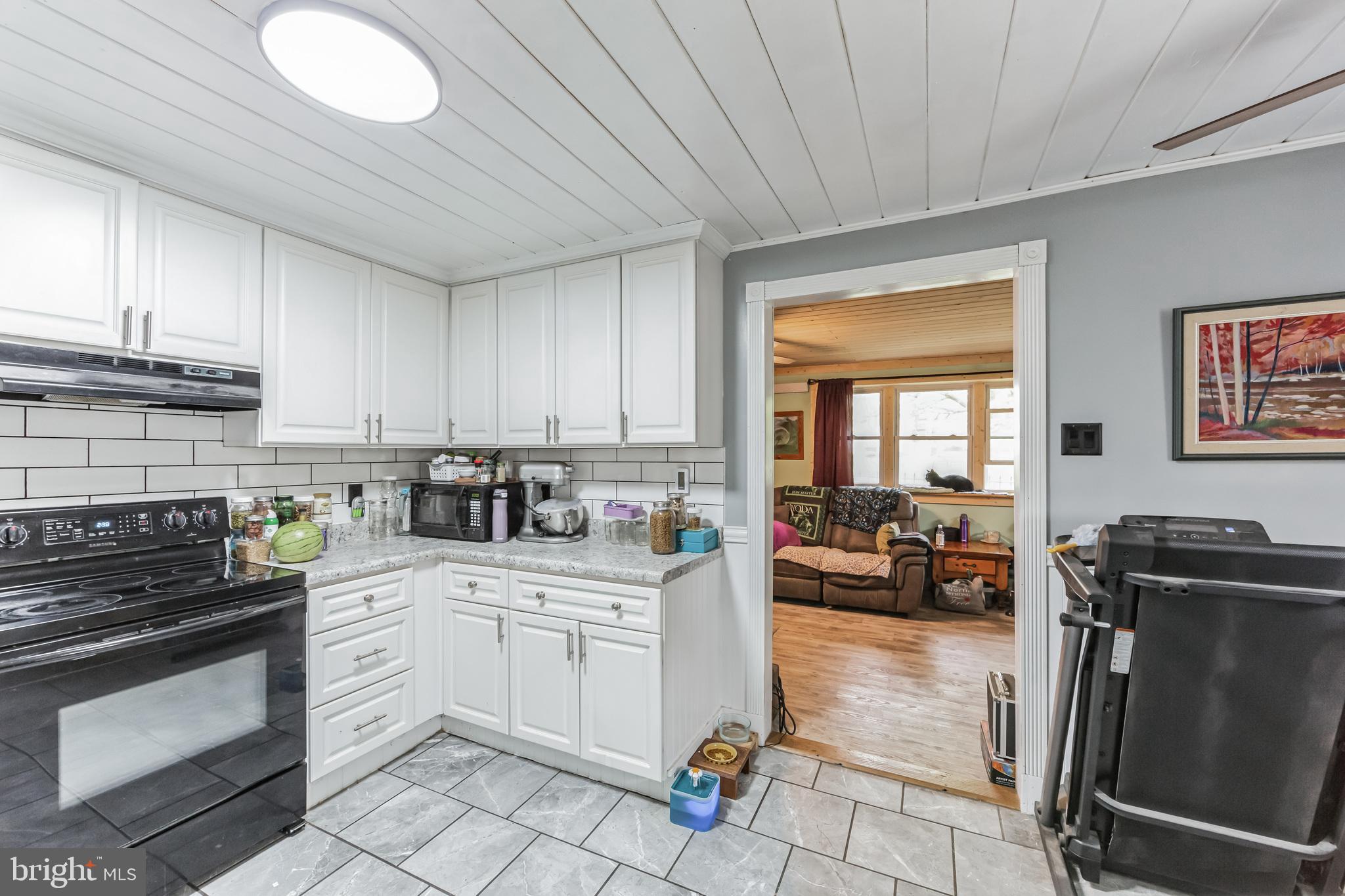 410 Firehouse Ln