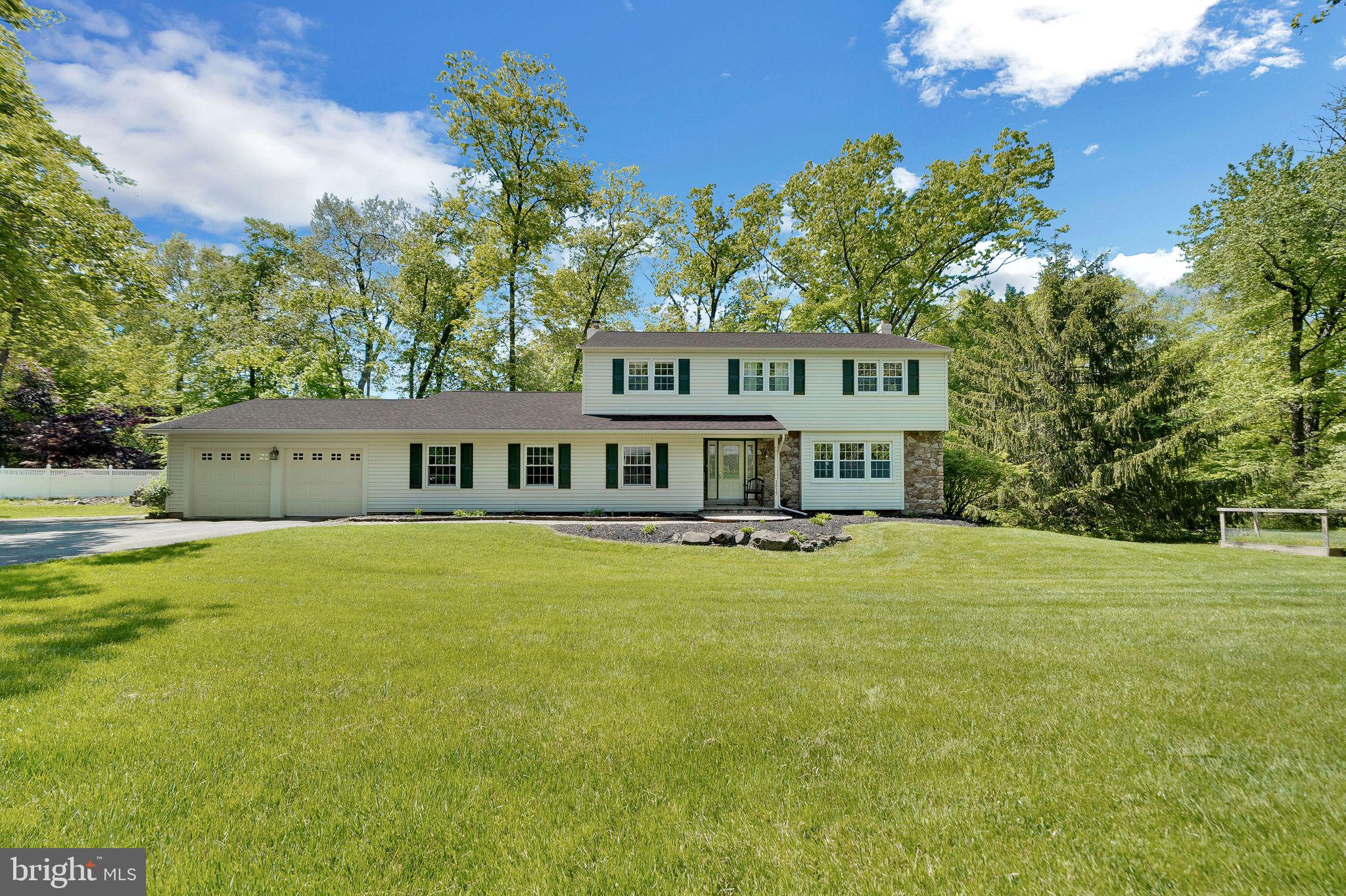 1517 Brian Dr