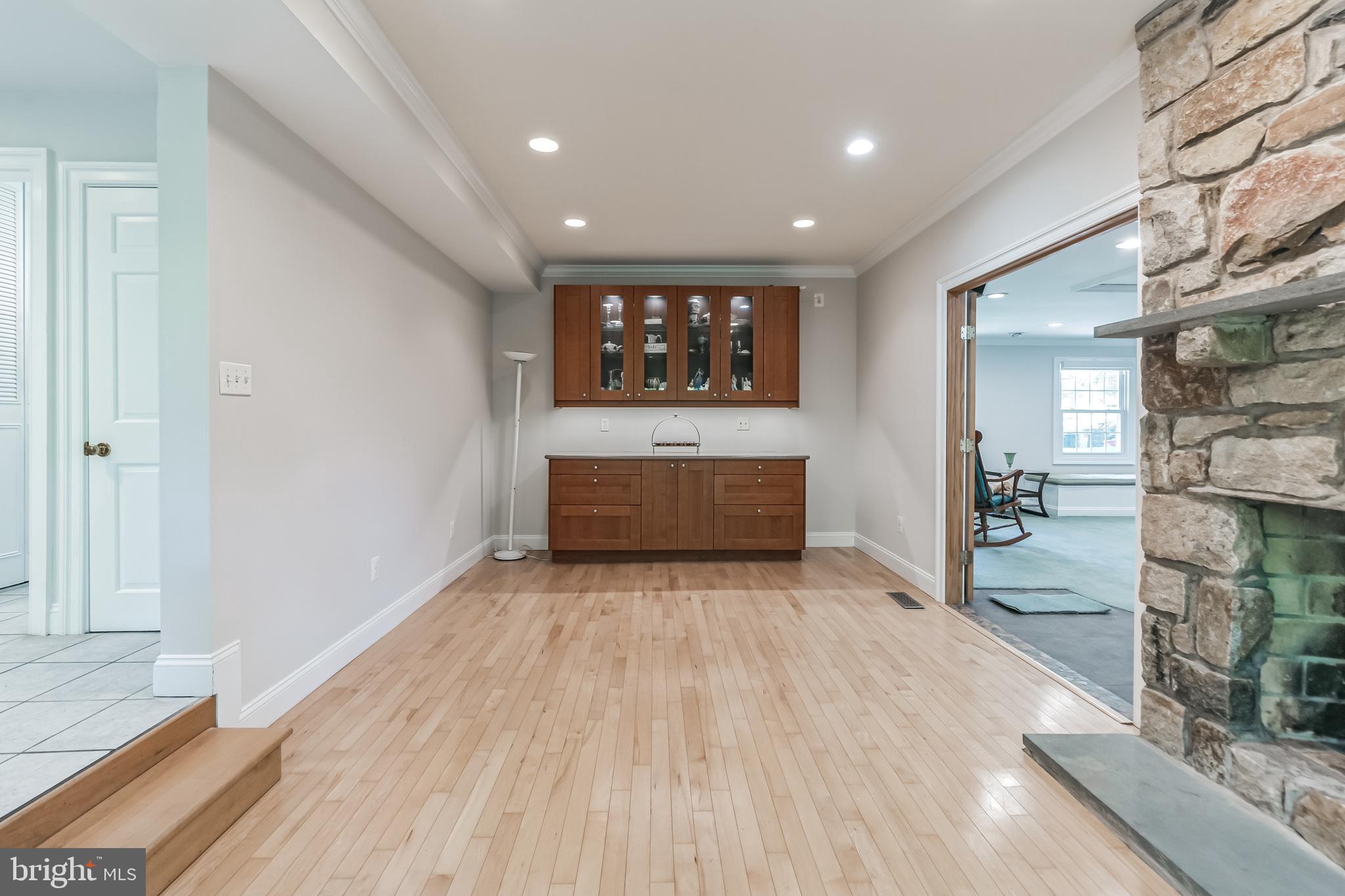 1517 Brian Dr