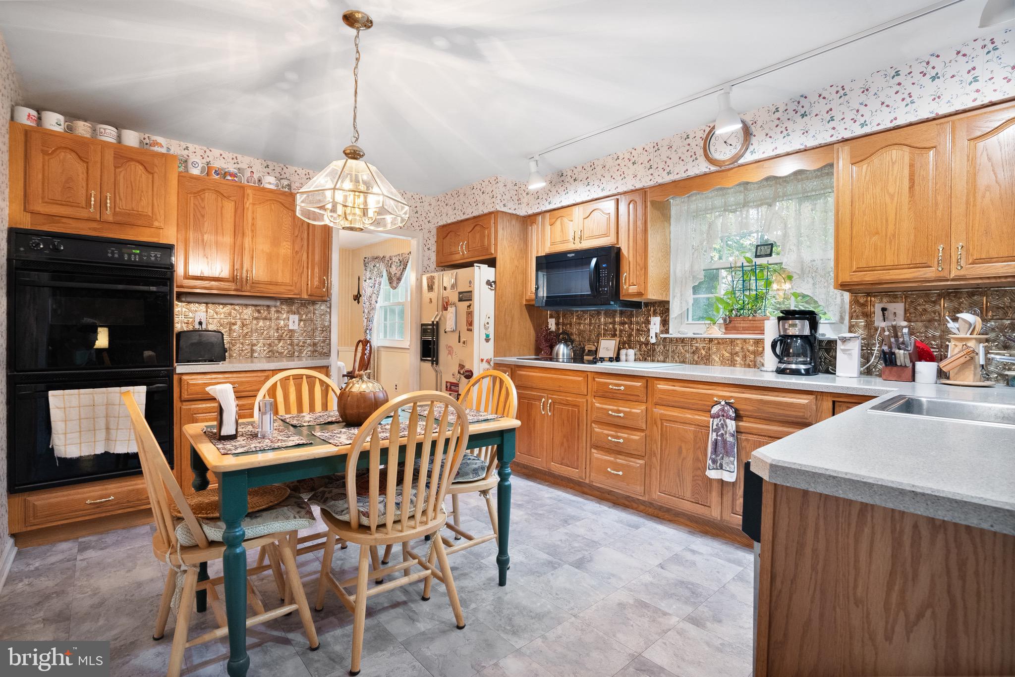1538 Bancroft Dr