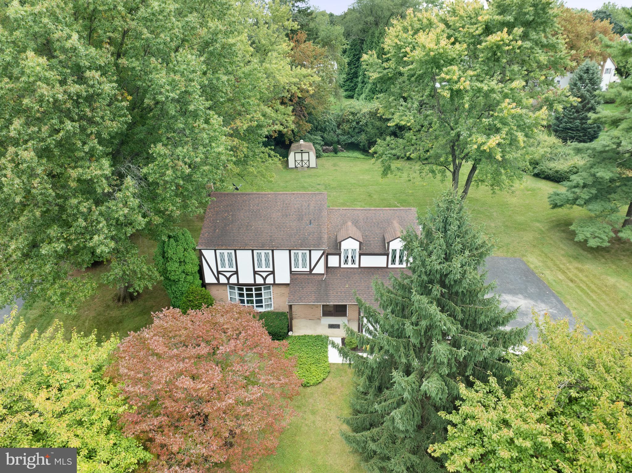 1538 Bancroft Dr