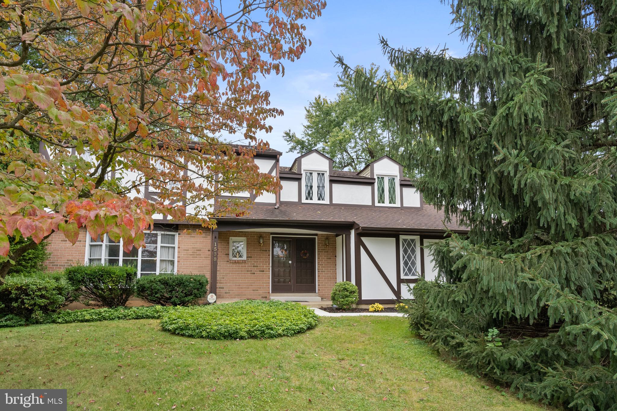 1538 Bancroft Dr