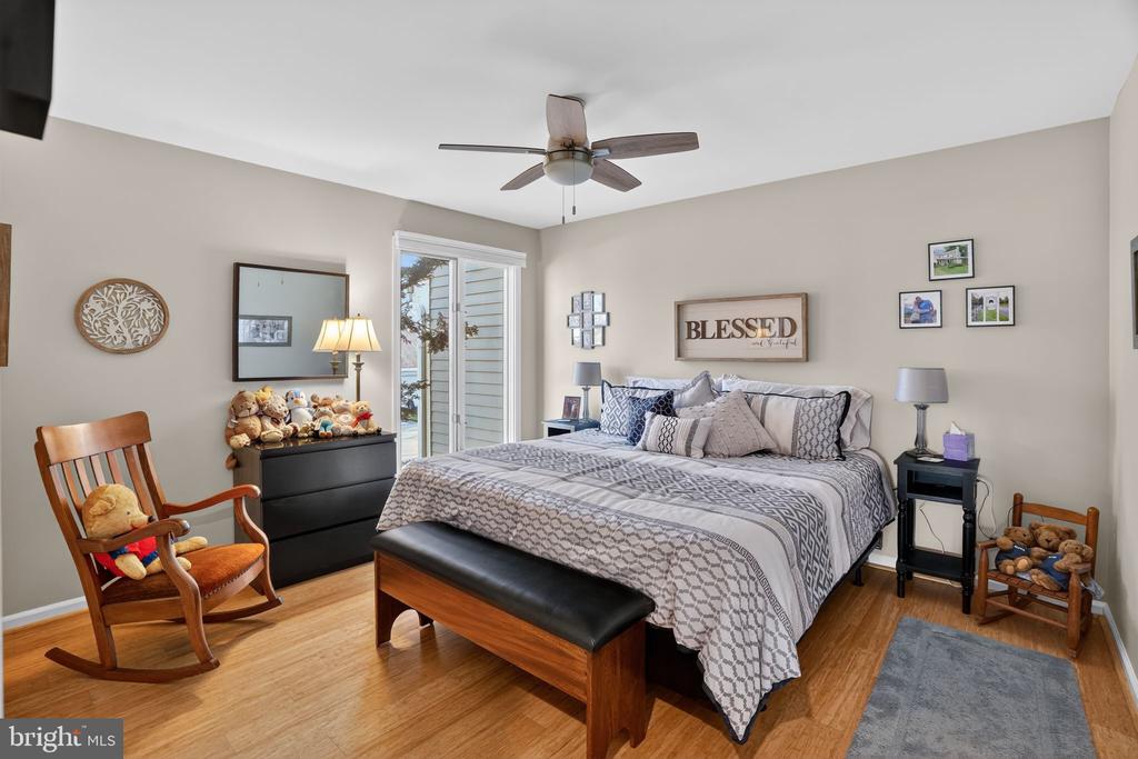 1140 MEWS LANE 41