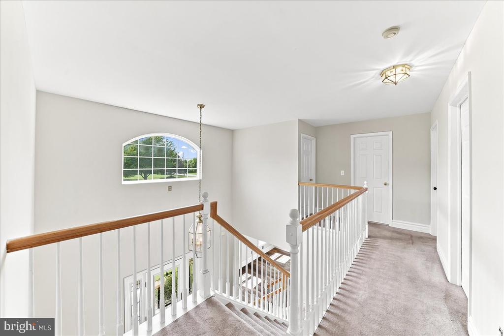 206 CRIMSON DRIVE