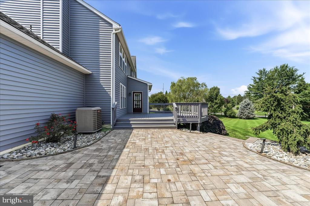 206 CRIMSON DRIVE
