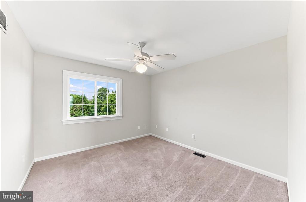 206 CRIMSON DRIVE