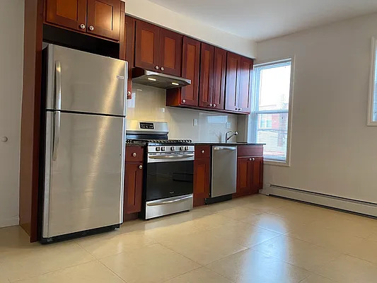 24-12 35TH Street 2F