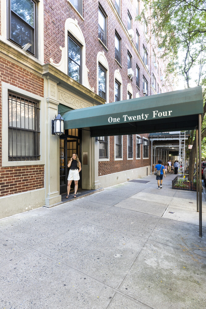 124 W 93RD Street 2D