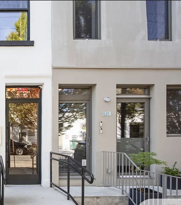 285A KINGSLAND Avenue 2