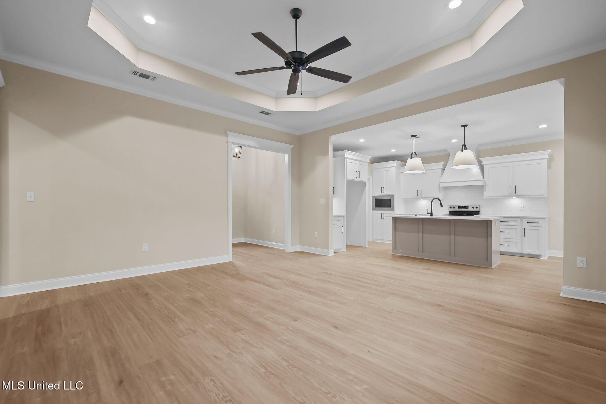 32 Sapphire Drive