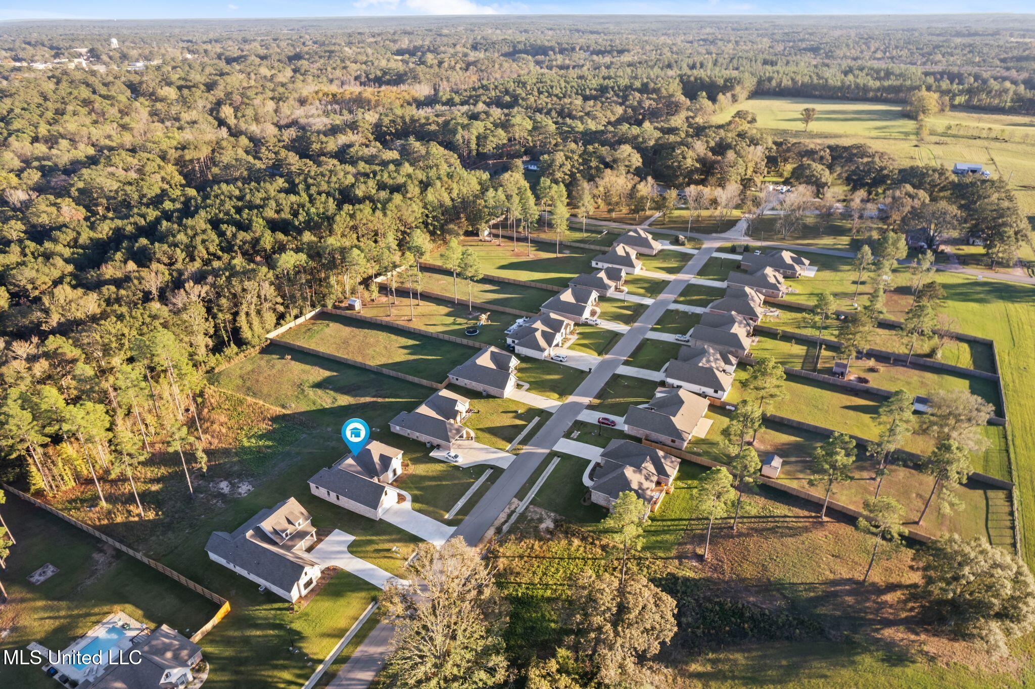 32 Sapphire Drive