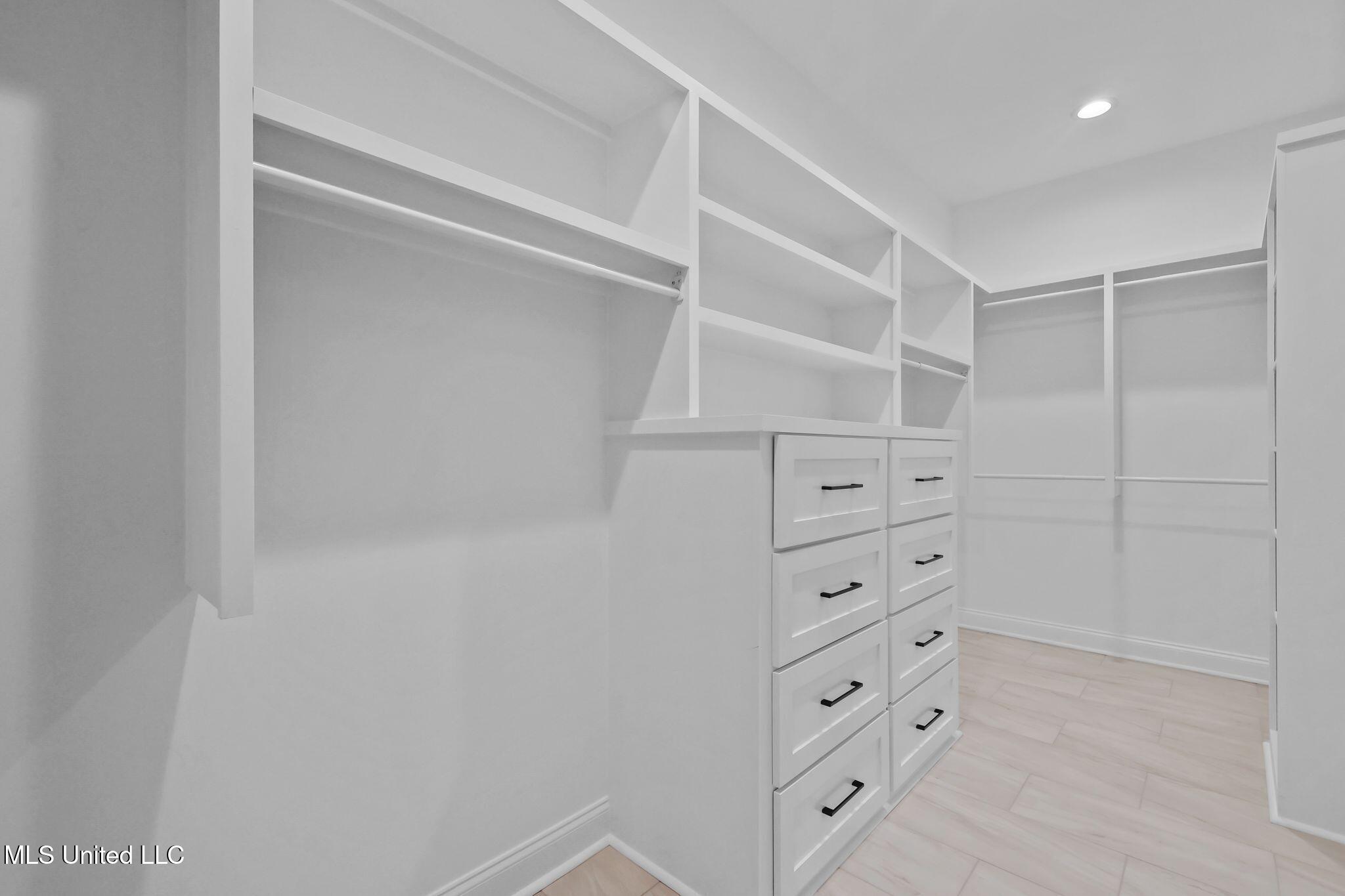 32 Sapphire Drive