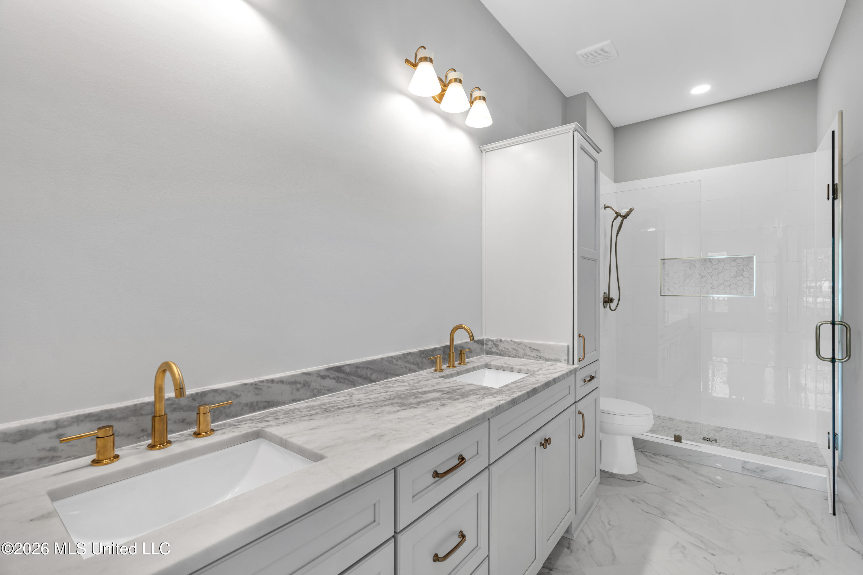 425 2nd Street