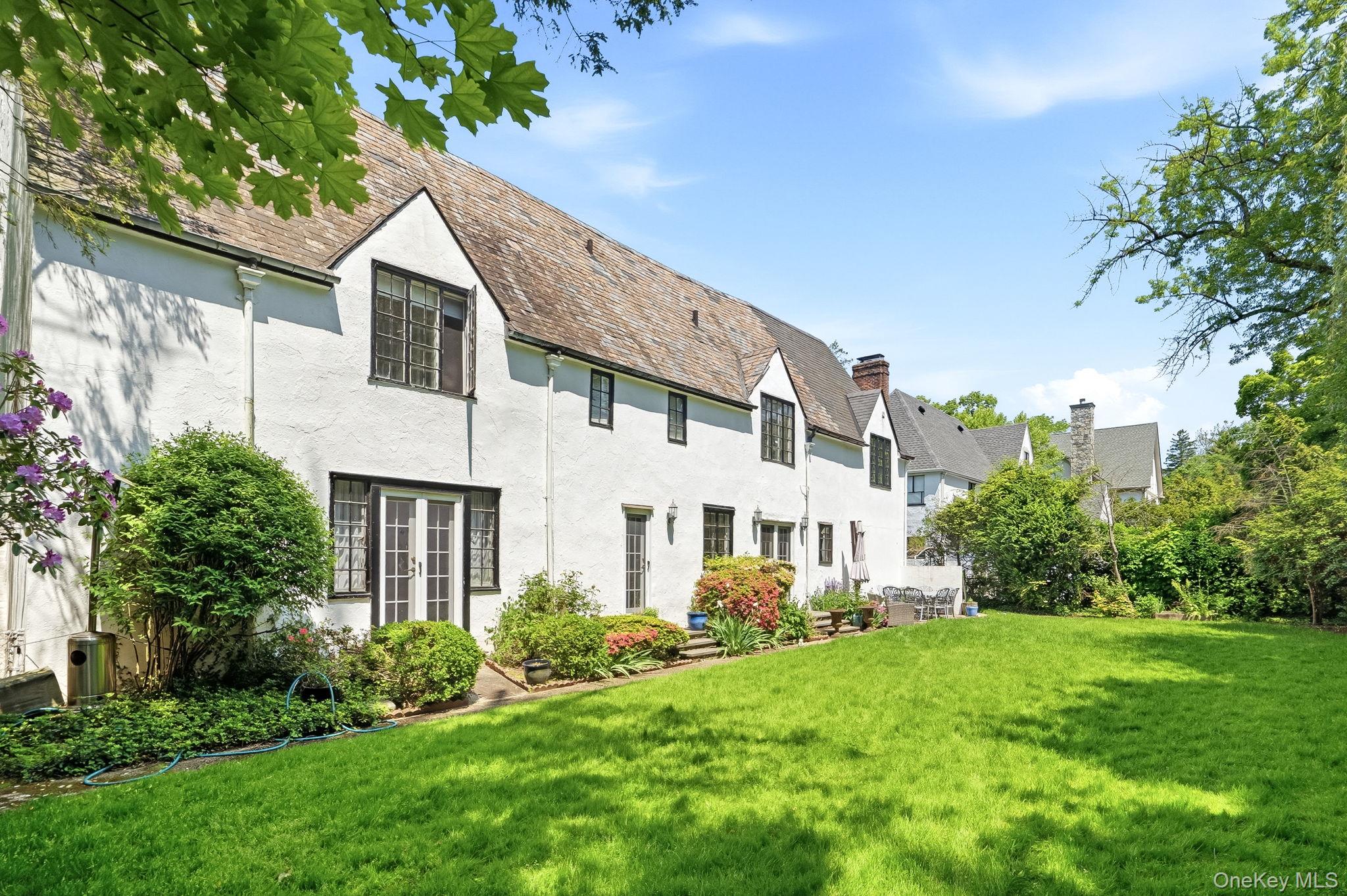 72 Hampton Road