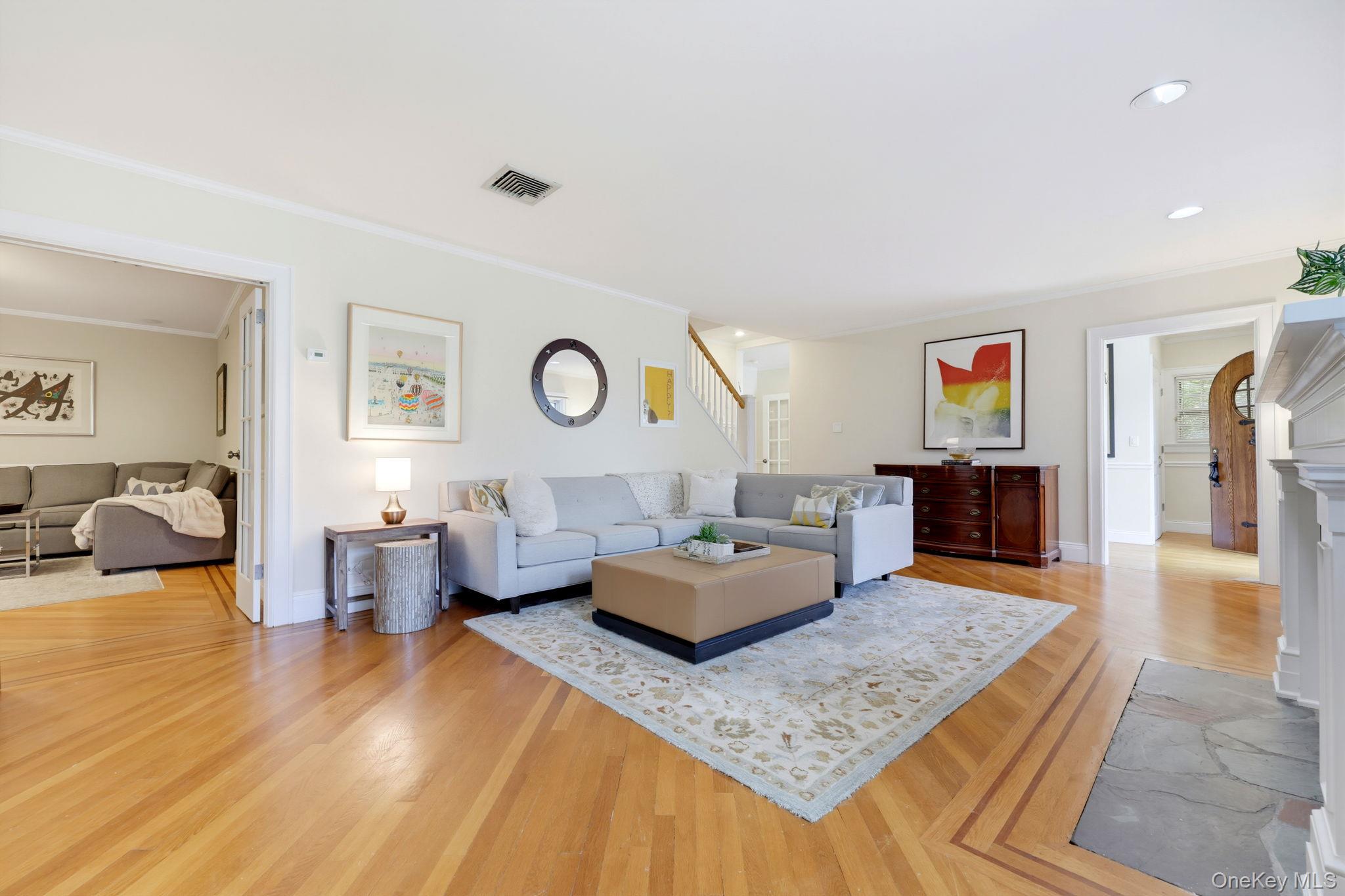 15 Stratton Road