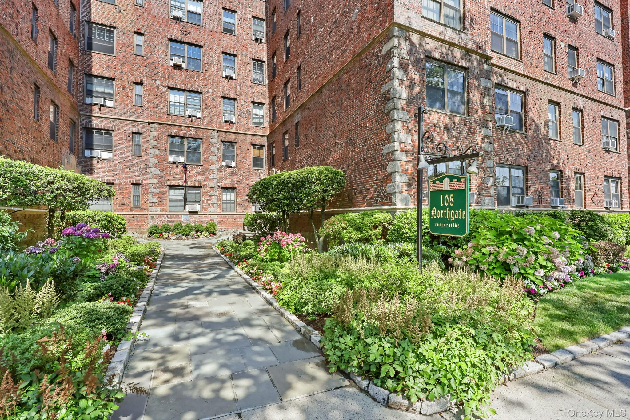 105 Garth Road Unit: 4J