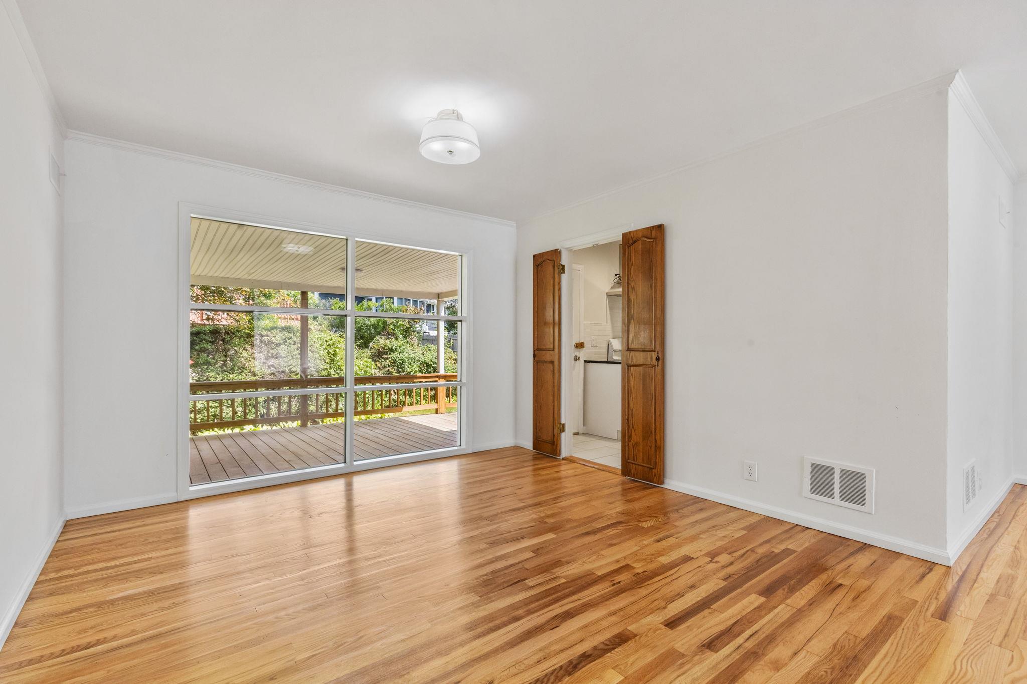 15 Bonnie Meadow Road