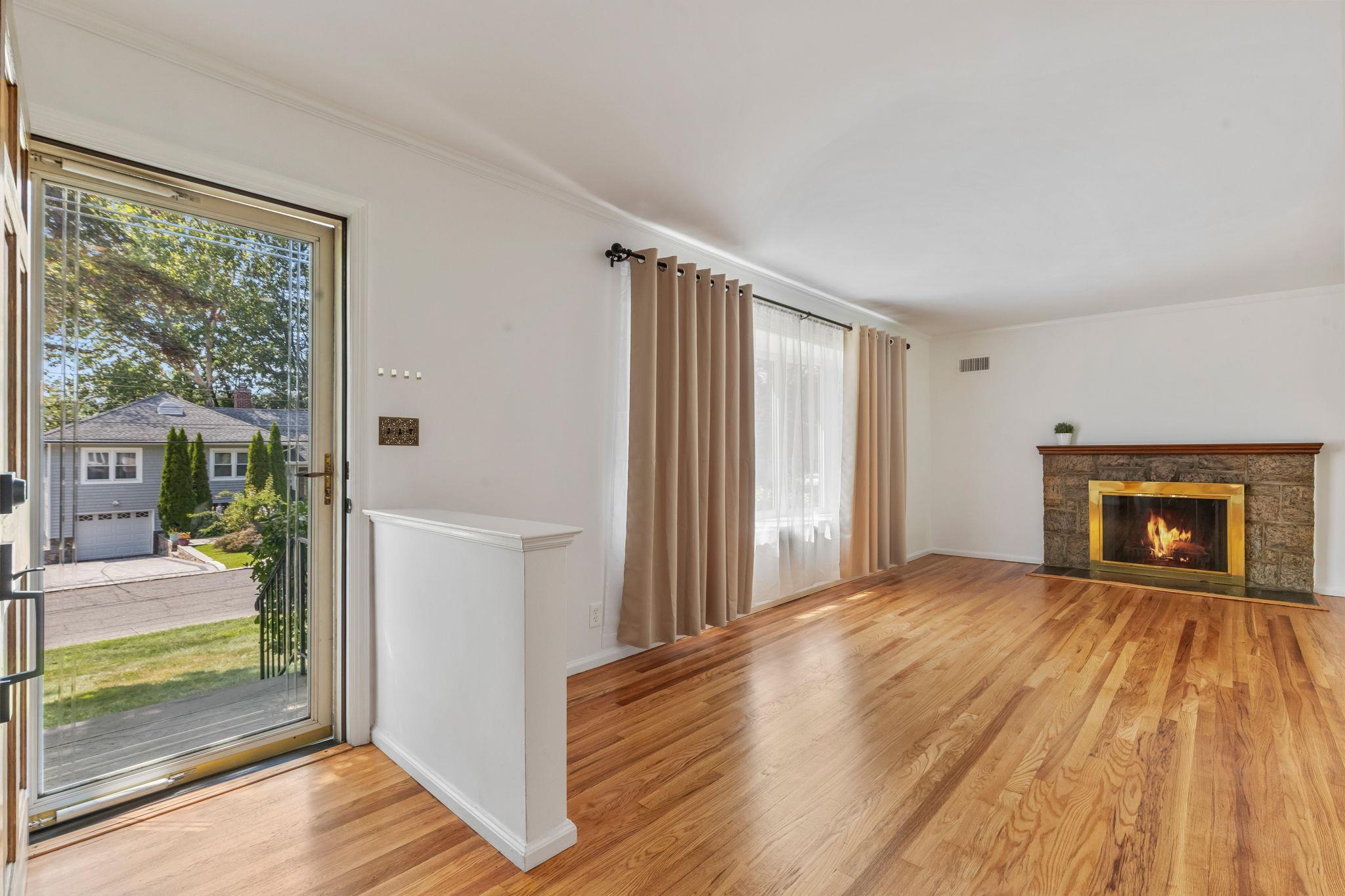 15 Bonnie Meadow Road