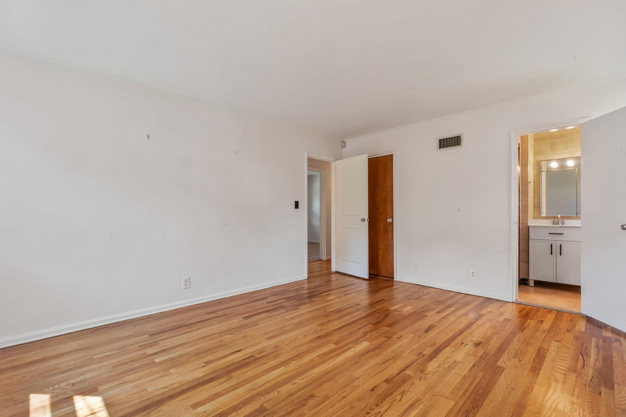 15 Bonnie Meadow Road