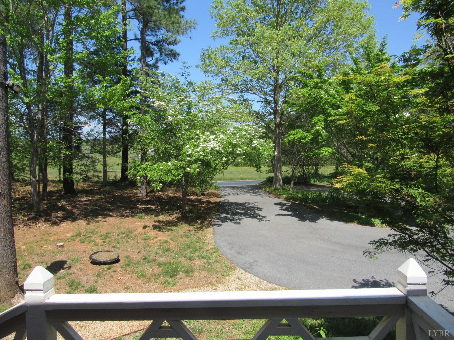 271 E Monitor Road