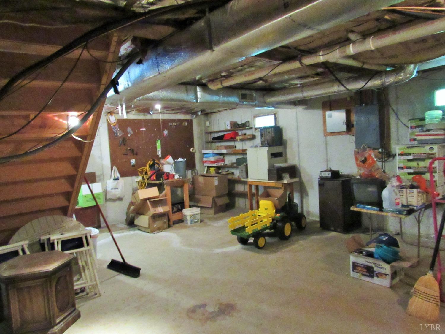 271 E Monitor Road